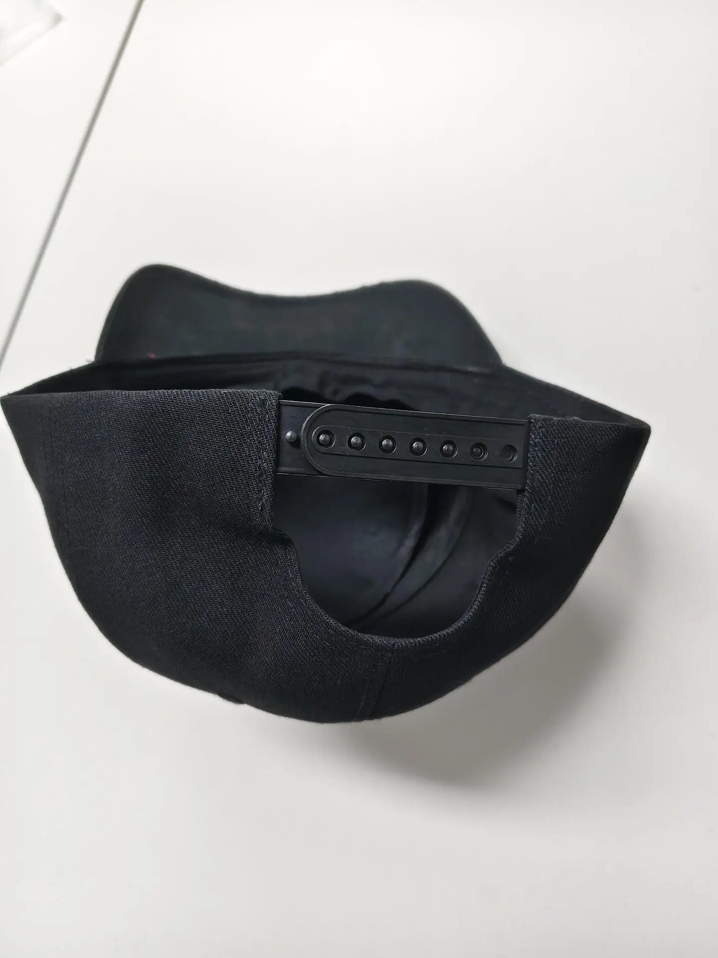 Blue Bluetooth Music Hat with Detachable Speaker — feature 21
