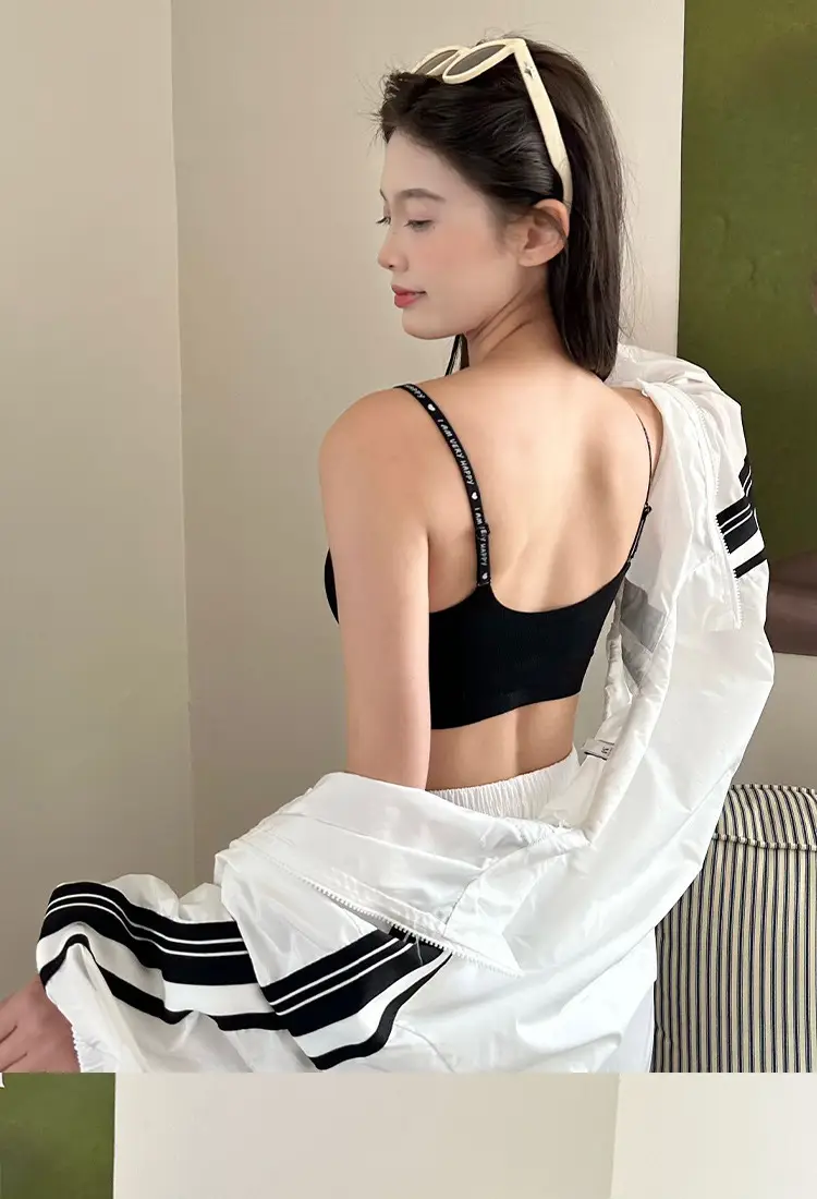 Traceless Back Strap Underwear Black Women's Small — feature 14