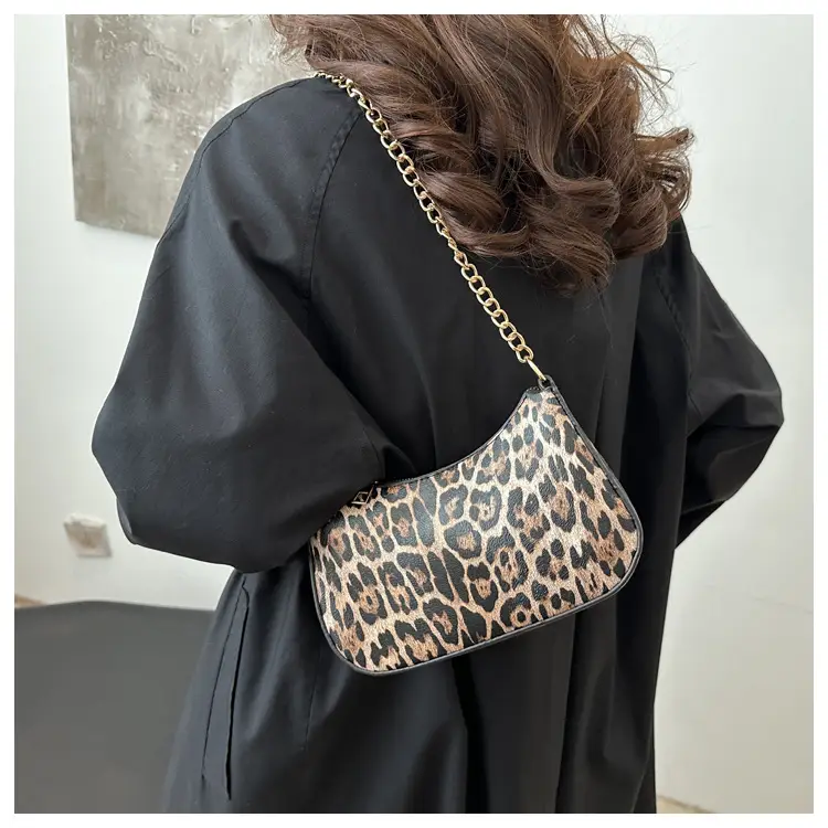 Leopard Print Shoulder Hobo Bag 2025 Autumn — feature 8