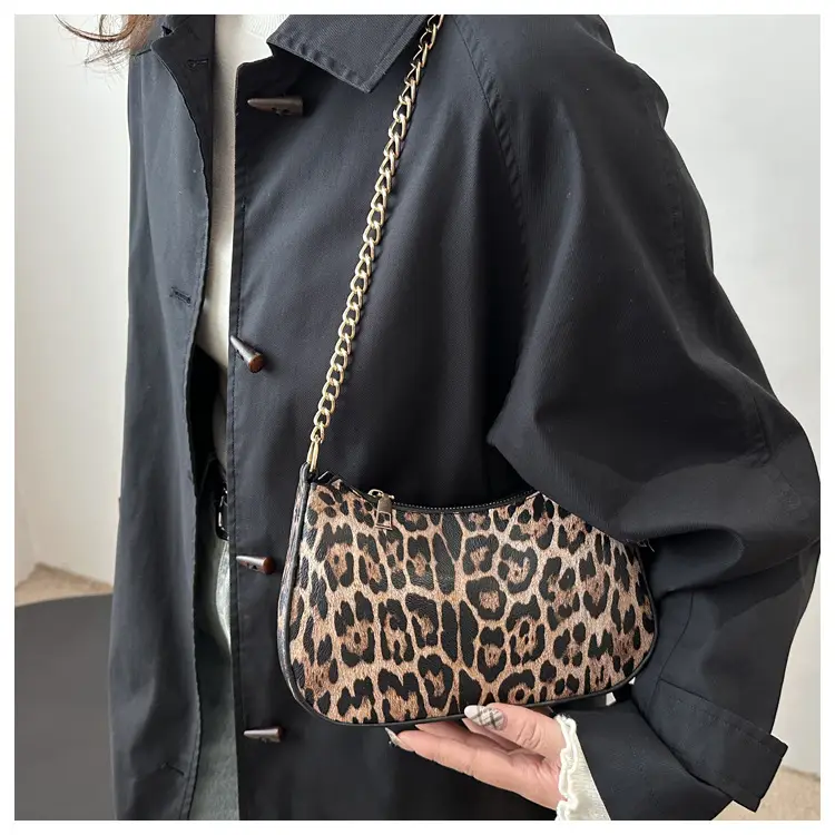 Leopard Print Shoulder Hobo Bag 2025 Autumn — feature 9