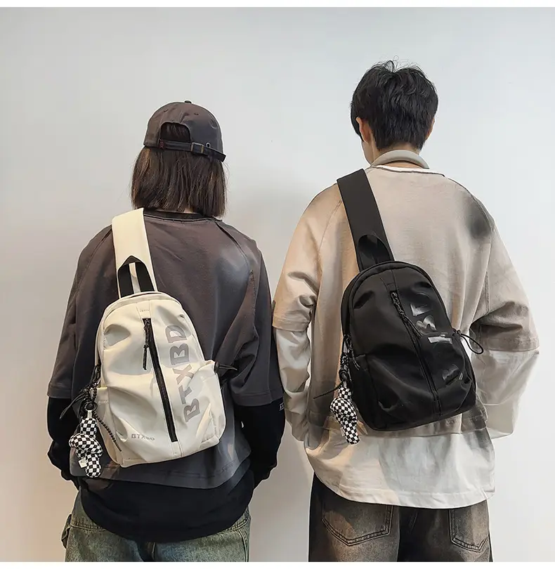 Lightweight Crossbody Bag for Men Women 2025 — feature 21