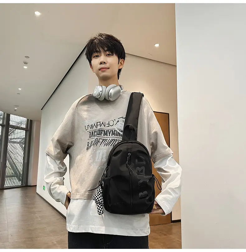Lightweight Crossbody Bag for Men Women 2025 — feature 27