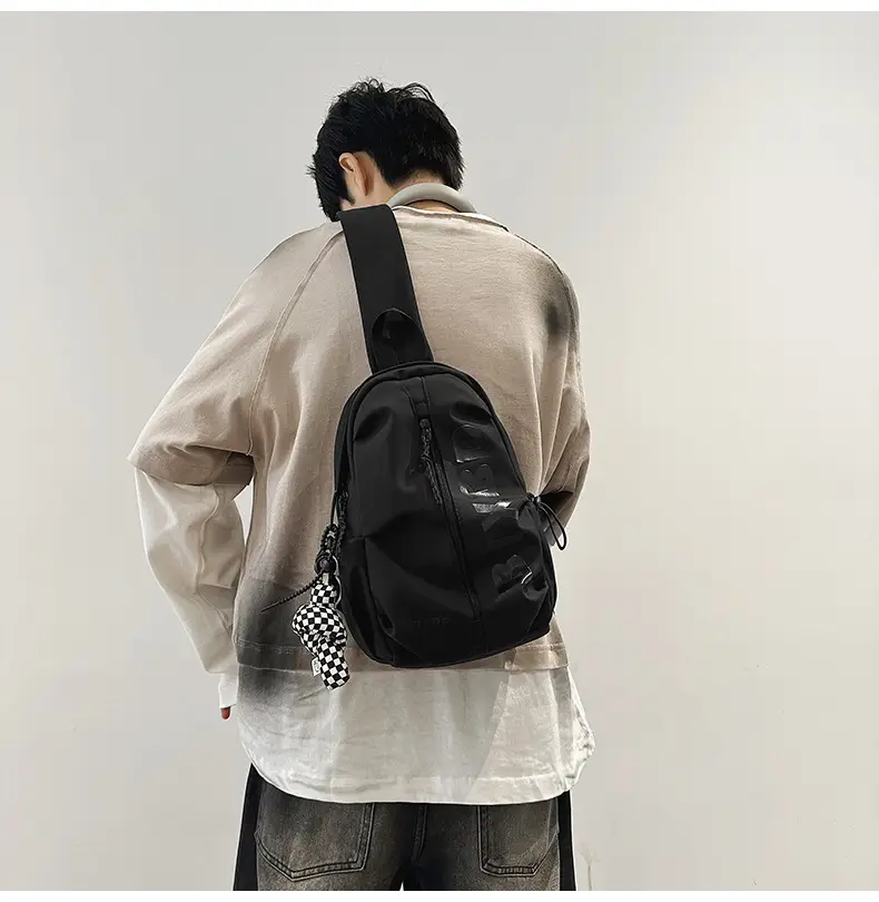 Lightweight Crossbody Bag for Men Women 2025 — feature 29