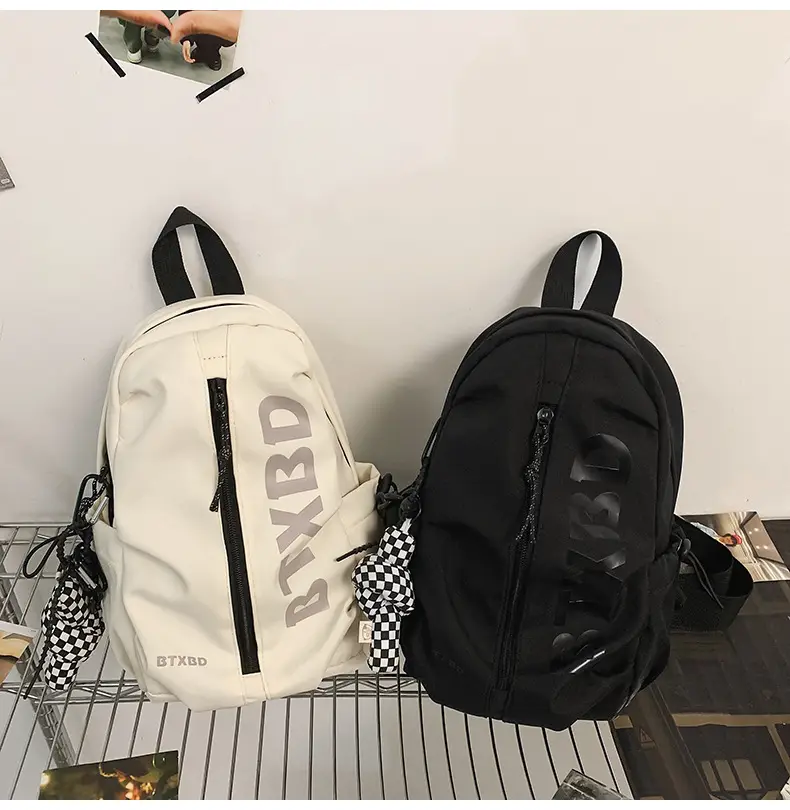 Lightweight Crossbody Bag for Men Women 2025 — feature 37