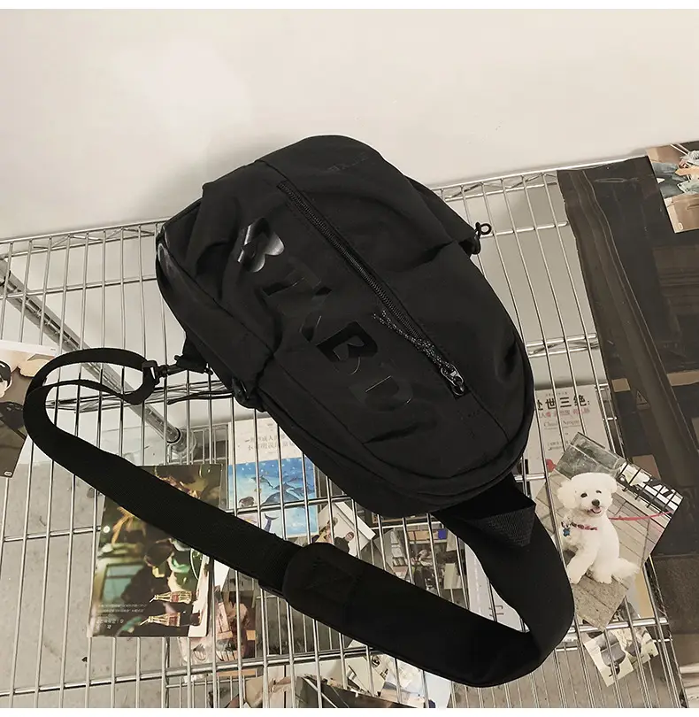 Lightweight Crossbody Bag for Men Women 2025 — feature 39