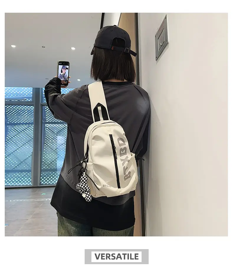 Lightweight Crossbody Bag for Men Women 2025 — feature 9