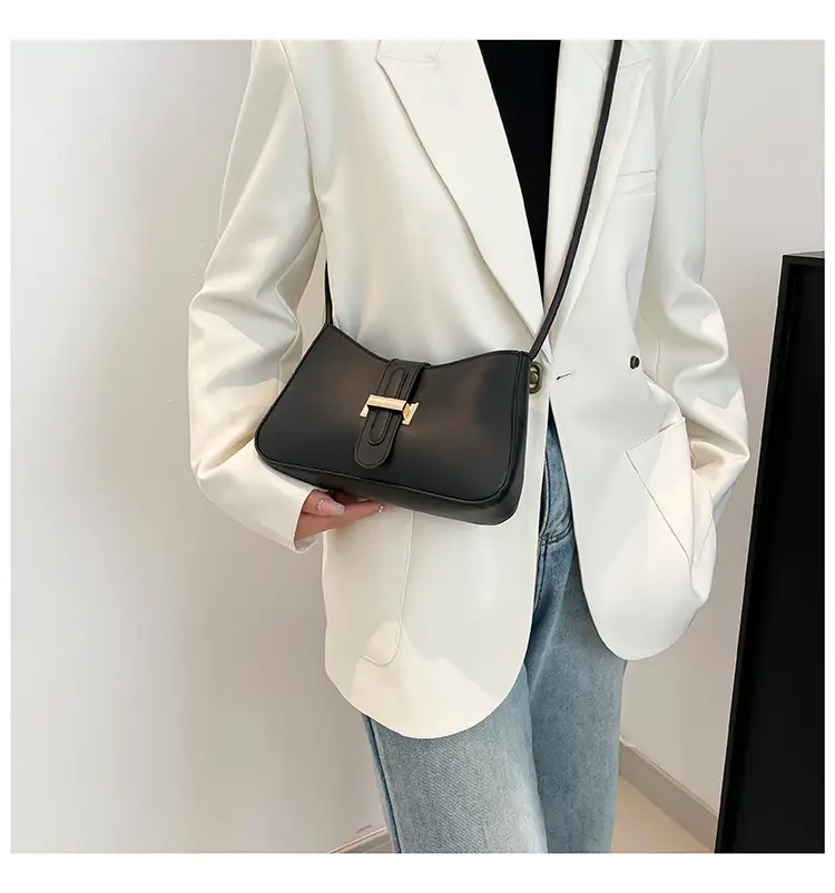 Red Luxurious Shoulder Crossbody Bag with Gold Clasp — feature 23
