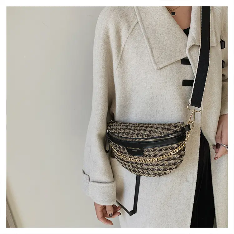 Women's Chain Embroidered Crossbody Bag Brown Leather — feature 14