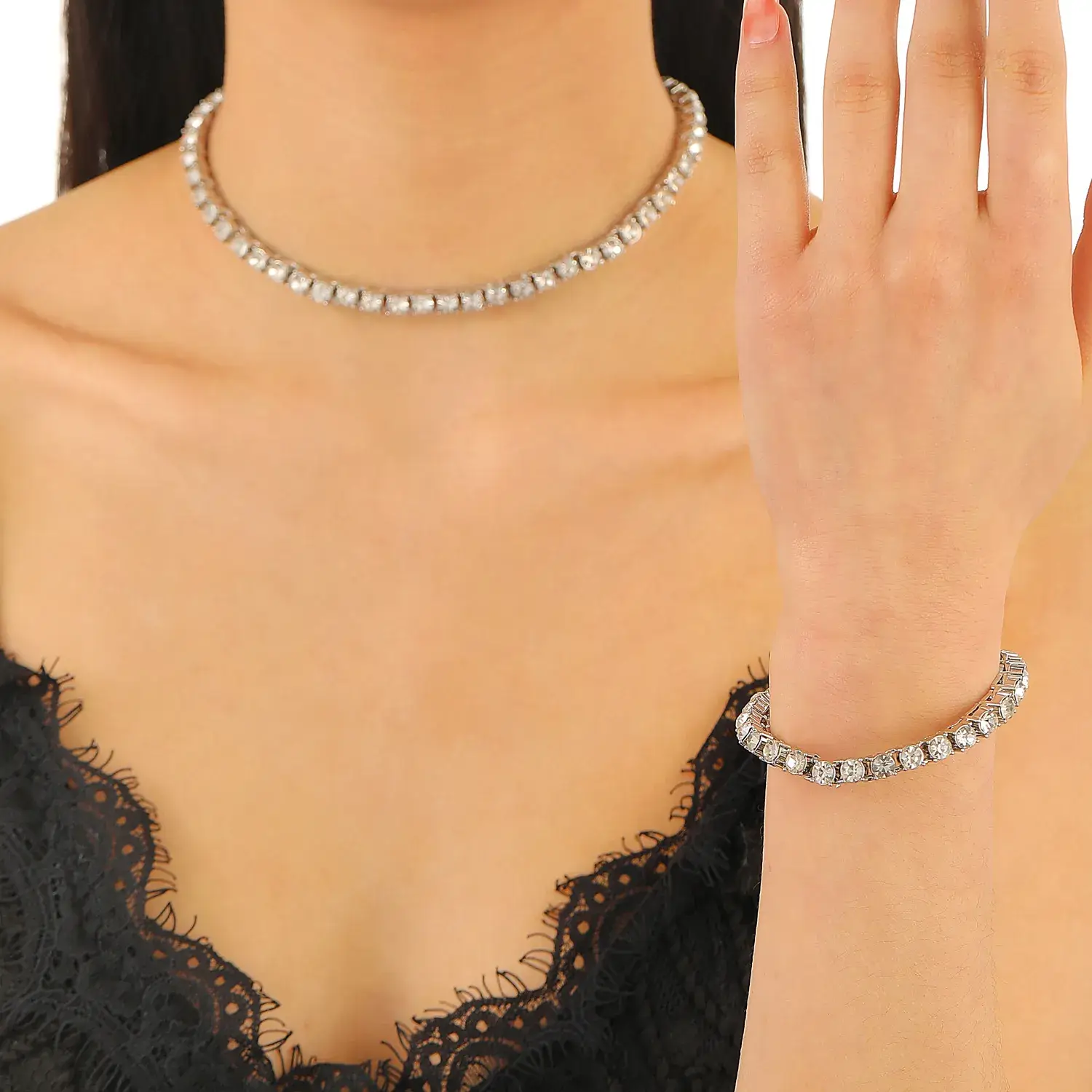 Gold Zircon Clavicle Chain Necklace for Women - Image 8