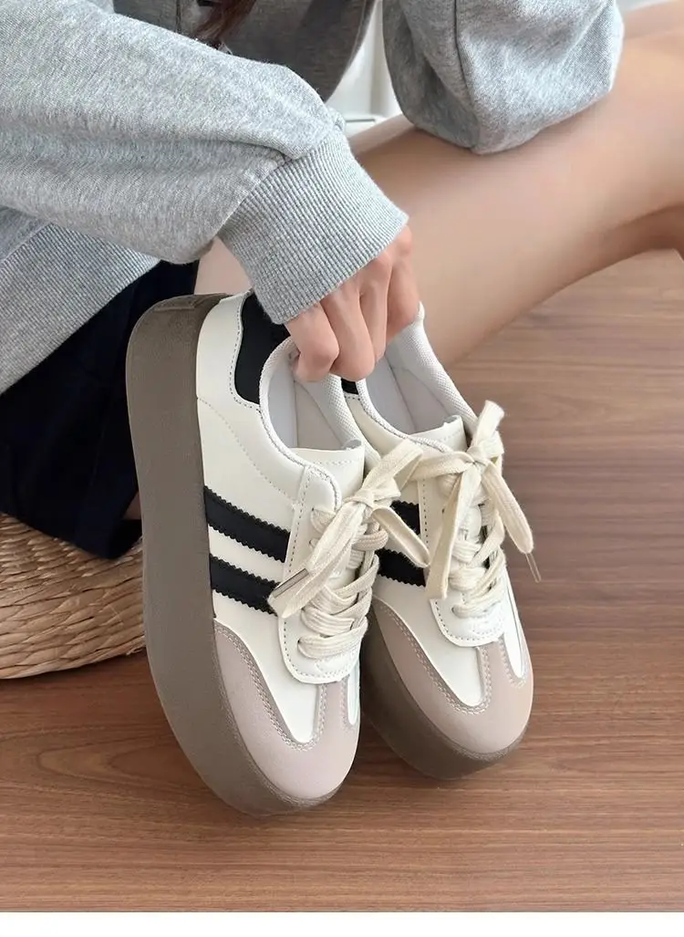 Desun Women's Shoes 2025 Spring and Autumn New Thick Sole Retro White Shoes Casual Forrest Gump Shoes All-match Sports Sneakers — feature 7