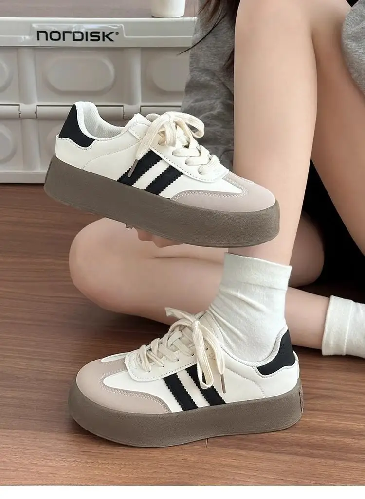 Desun Women's Shoes 2025 Spring and Autumn New Thick Sole Retro White Shoes Casual Forrest Gump Shoes All-match Sports Sneakers — feature 9