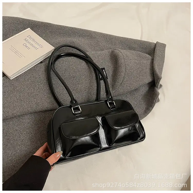 Black Korean Style Double-Pocket Shoulder Bag - Image 8