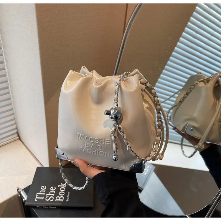Pink Chain Shoulder Bag for Women 2025 — feature 15