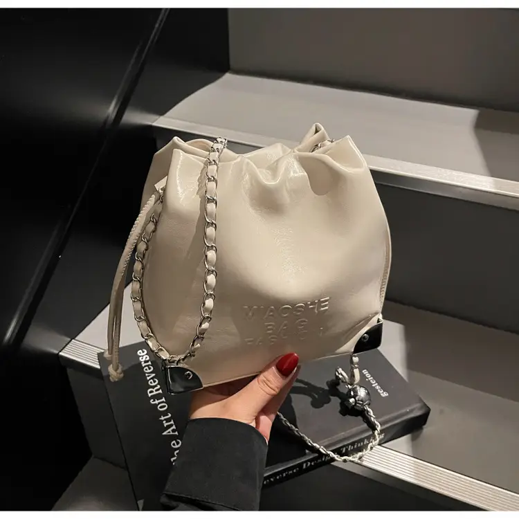 Pink Chain Shoulder Bag for Women 2025 — feature 16