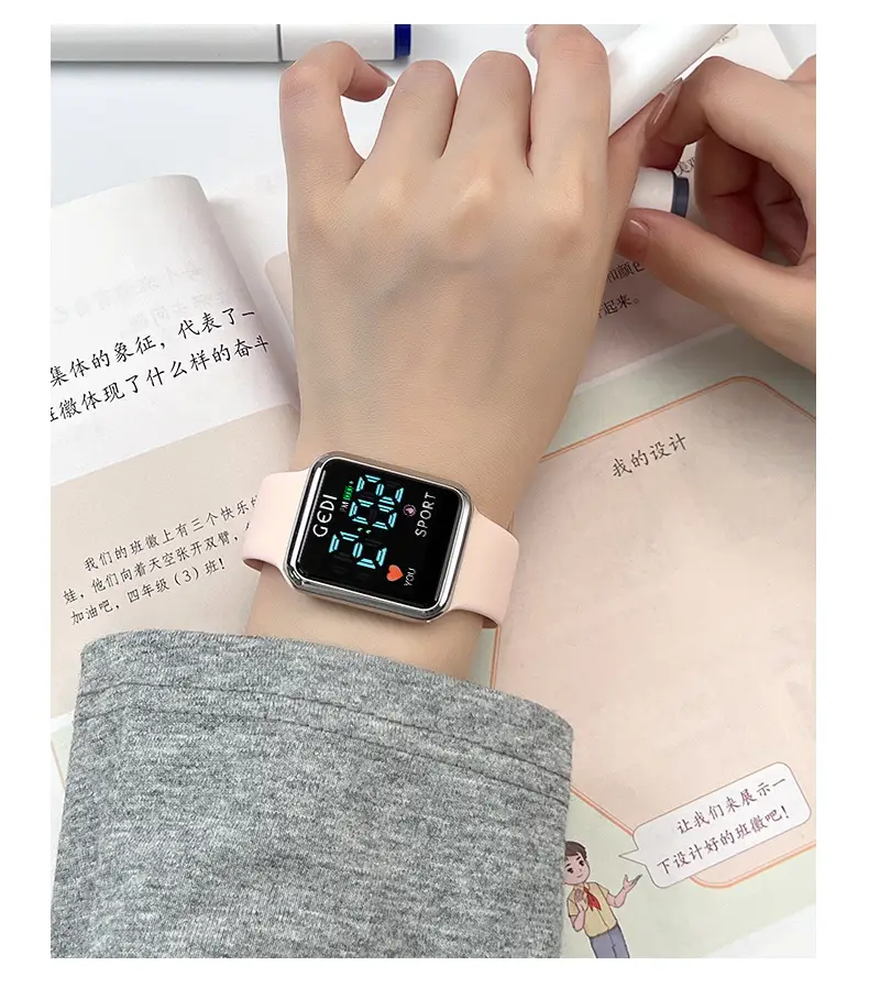 Goldie Digital Sports Watch with Soft Silicone Band — feature 12