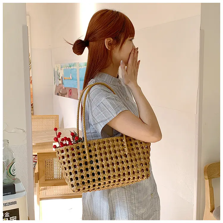 2025 Summer Hollow Beige Woven Beach Bag — feature 14