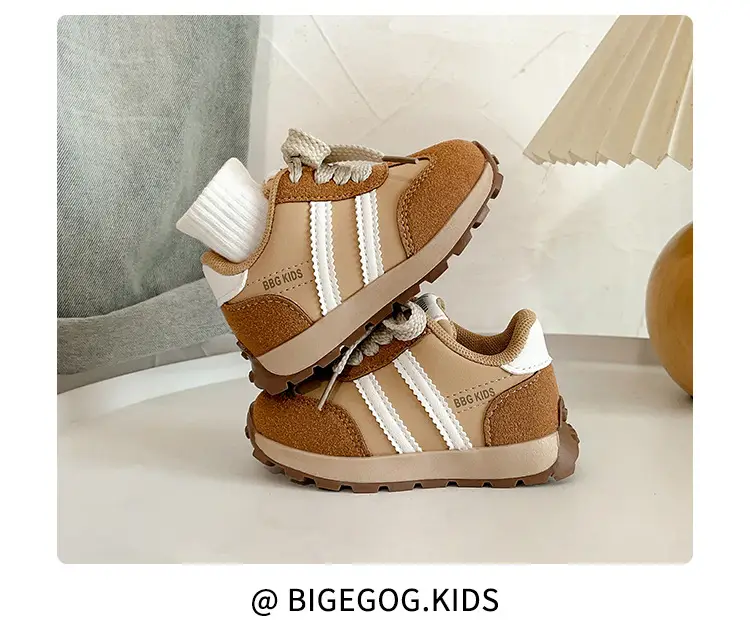 Korean Style Baby Sneakers Black Soft Sole 2025