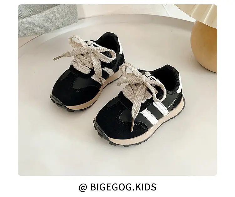 Korean Style Baby Sneakers Black Soft Sole 2025