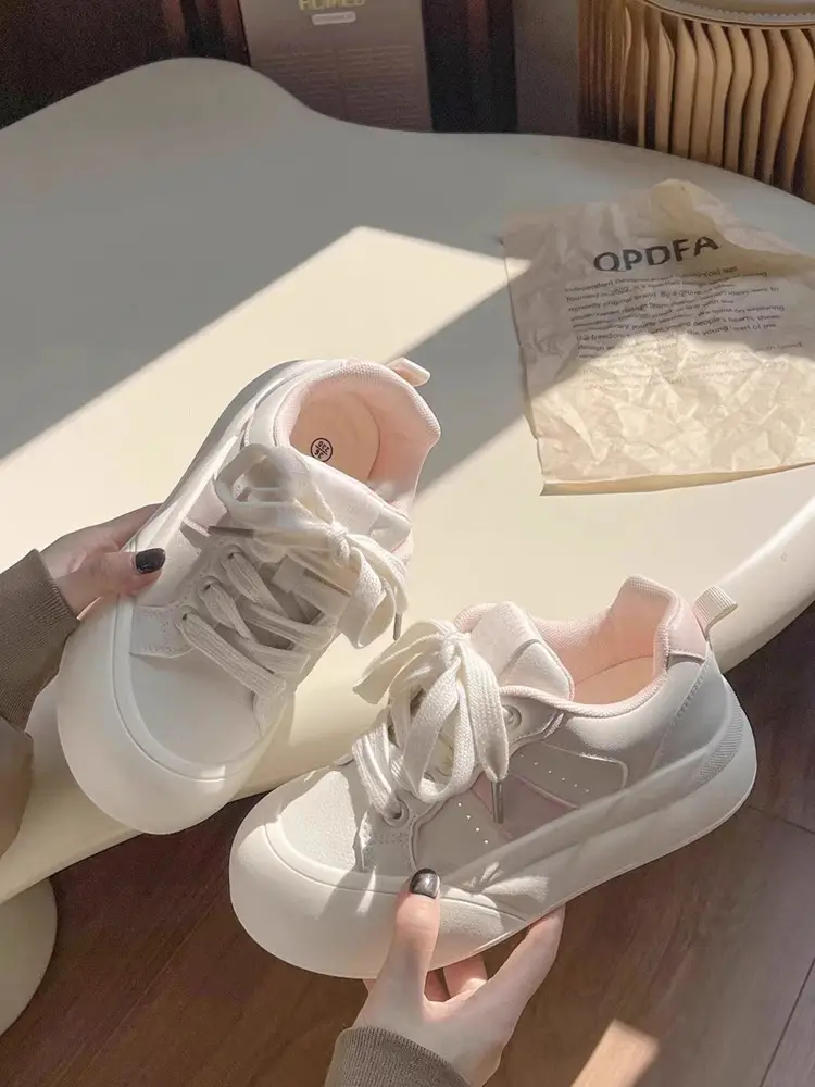 Women's Milk White Thick Skate Shoes 2025 — feature 12