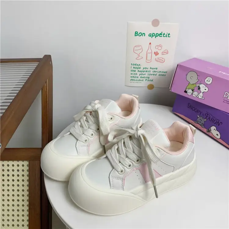 Women's Milk White Thick Skate Shoes 2025 — feature 7