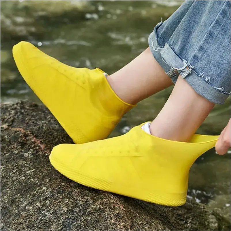 Latex Shoe Covers, Thickened Silicone Shoe Covers, Rainproof Shoe Covers, Special Waterproof Wear-Resistant Outdoor Non-Slip Shoe Covers and Foot Covers — feature 1