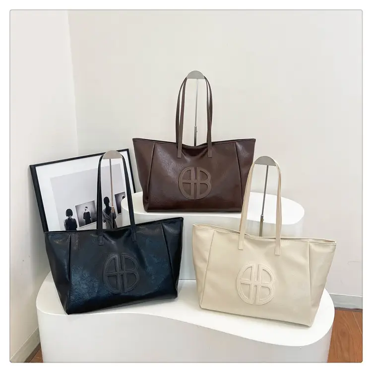 Women's Cream Leather Shoulder Bag with Logo, 2026 Spring Summer Use — feature 1