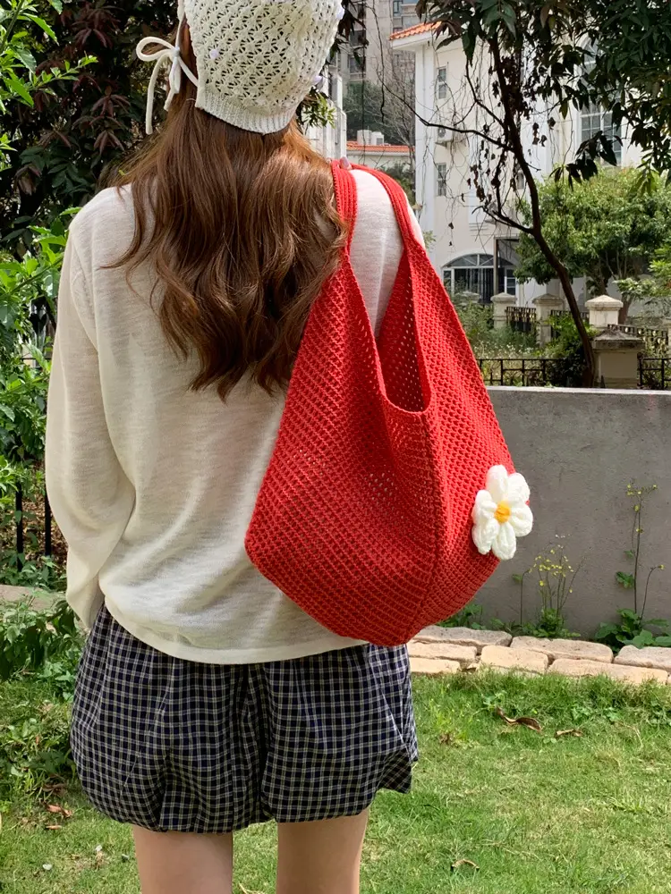 Red Woven Shoulder Bag with Flower Decor