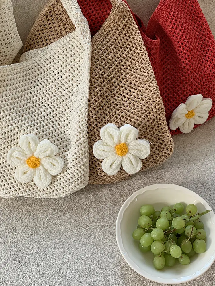 Red Woven Shoulder Bag with Flower Decor — feature 12