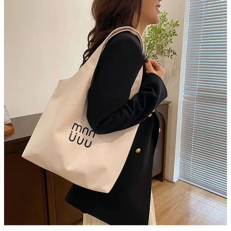 Silver MN UUU Large Capacity Tote Bag 2025 — feature 11