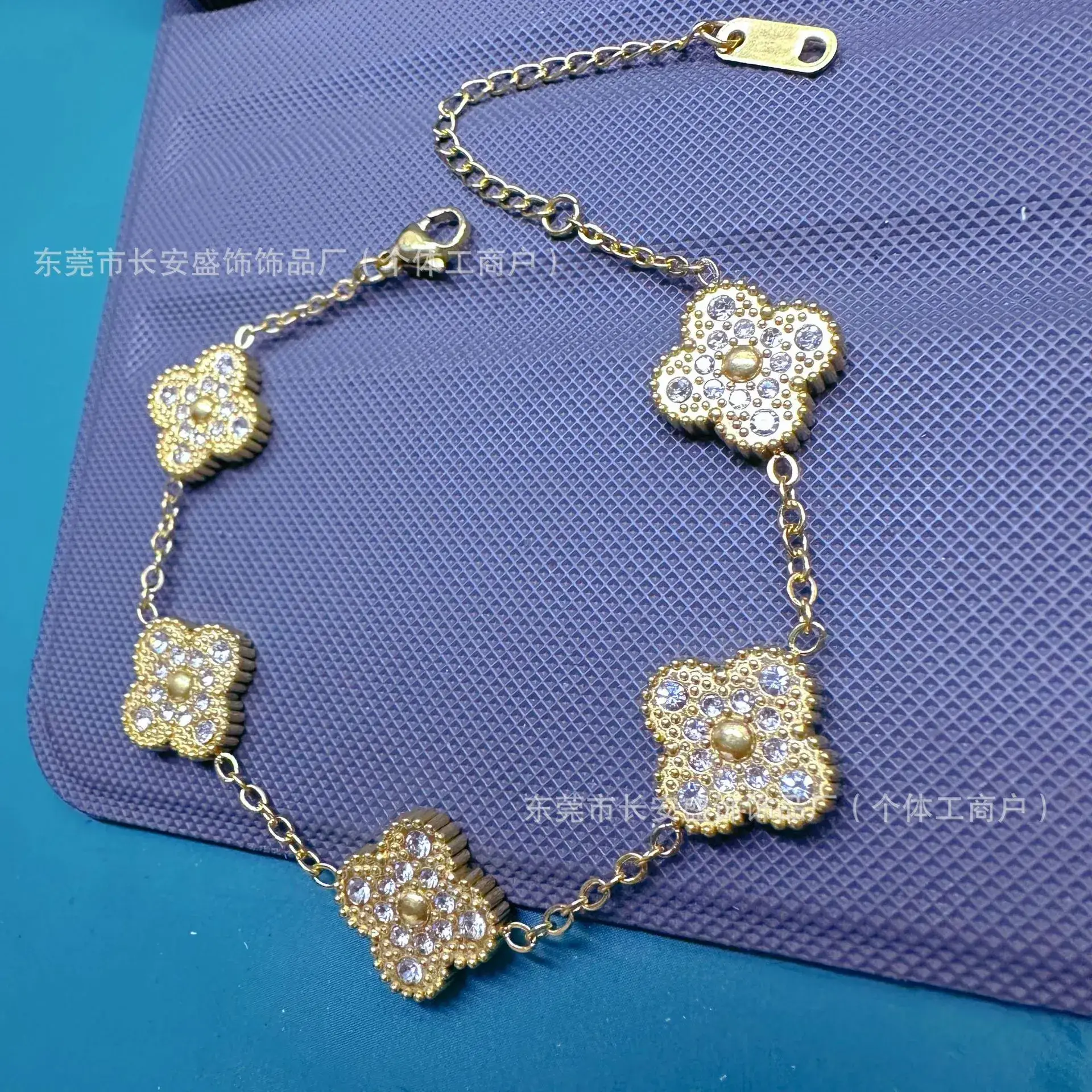 Laser Gold Four Leaf Clover Clavicle Bracelet for Women - Image 13
