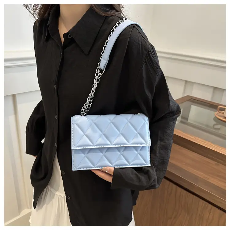Black Rhombic Chain Crossbody Bag for Women — feature 36