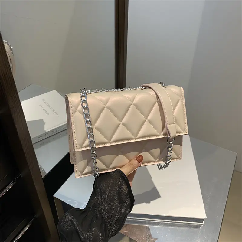 Black Rhombic Chain Crossbody Bag for Women - Image 7