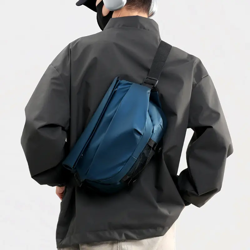 Men's Black Solid Crossbody Bag Casual Commuting Shoulder Bag - Image 7