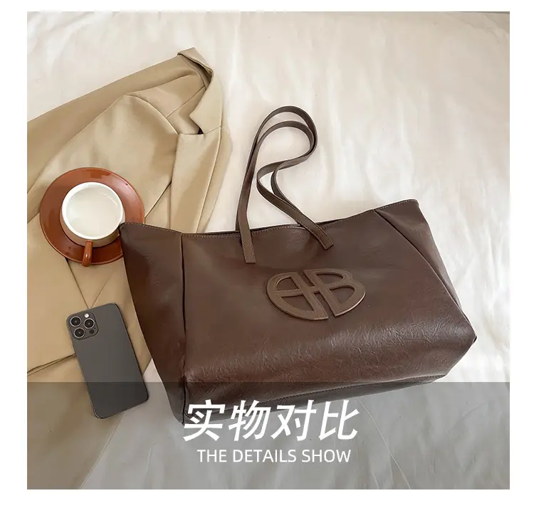 Black Leather Shoulder Bag for Women 2025 Spring Summer — feature 10