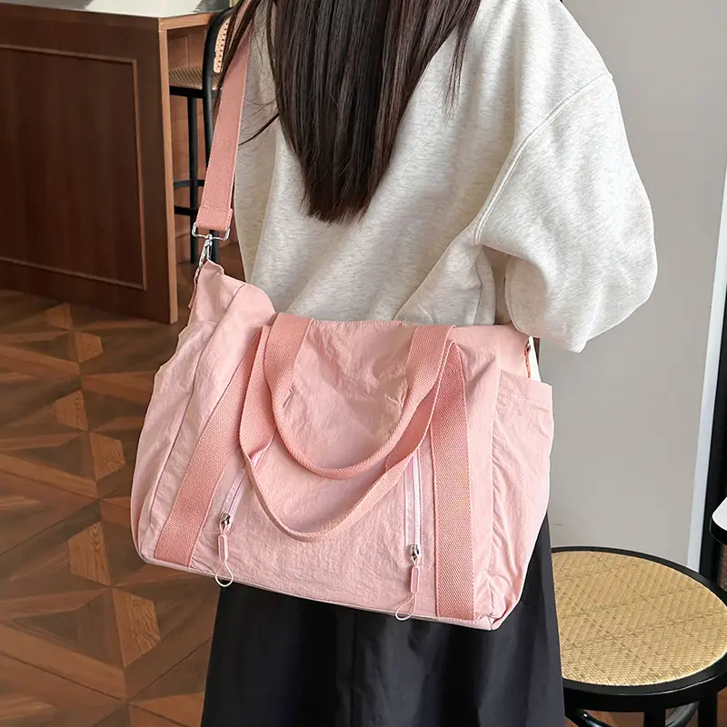 New Casual Korean Style Shoulder Bag Nylon Lightweight Large Capacity Travel Crossbody Bag - Image 10