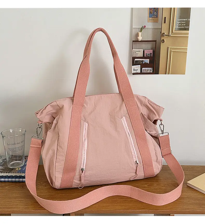 New Casual Korean Style Shoulder Bag Nylon Lightweight Large Capacity Travel Crossbody Bag — feature 12