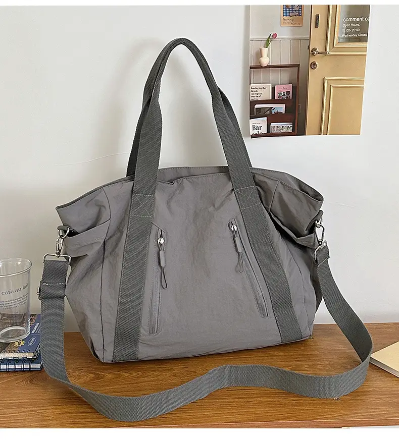 New Casual Korean Style Shoulder Bag Nylon Lightweight Large Capacity Travel Crossbody Bag — feature 14