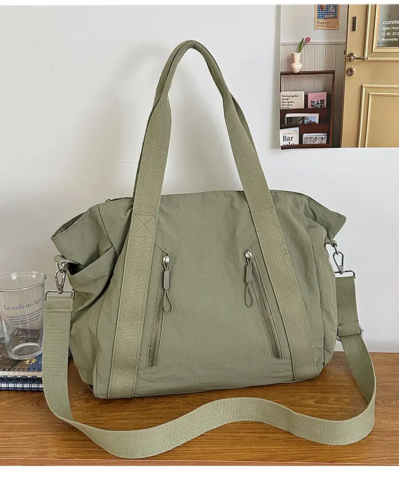 New Casual Korean Style Shoulder Bag Nylon Lightweight Large Capacity Travel Crossbody Bag — feature 19