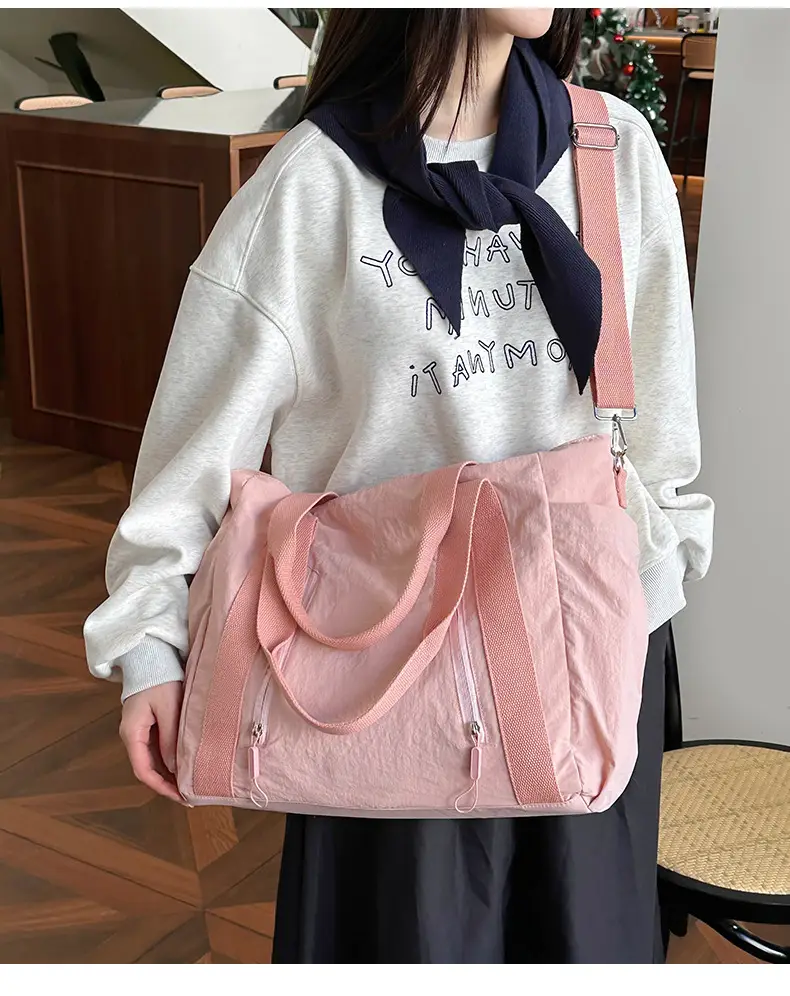New Casual Korean Style Shoulder Bag Nylon Lightweight Large Capacity Travel Crossbody Bag — feature 32