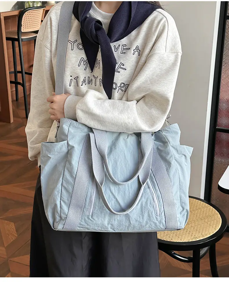 New Casual Korean Style Shoulder Bag Nylon Lightweight Large Capacity Travel Crossbody Bag — feature 37