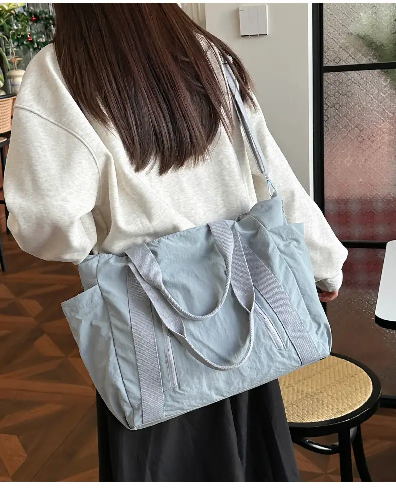 New Casual Korean Style Shoulder Bag Nylon Lightweight Large Capacity Travel Crossbody Bag — feature 39