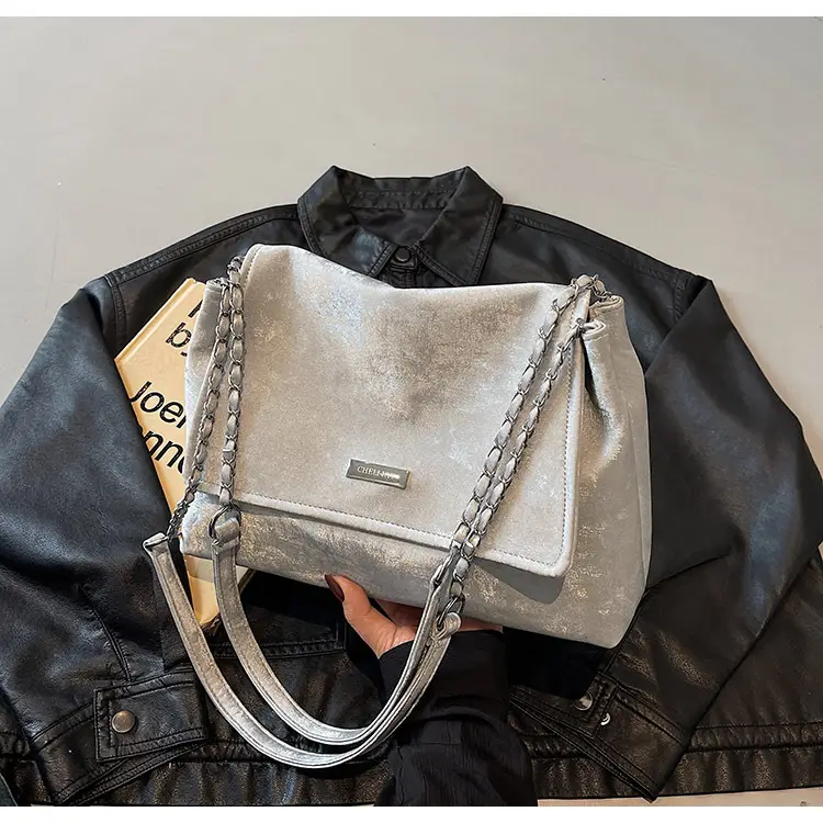 Brown Velvet Chain Shoulder Bag for Women 2025 — feature 27