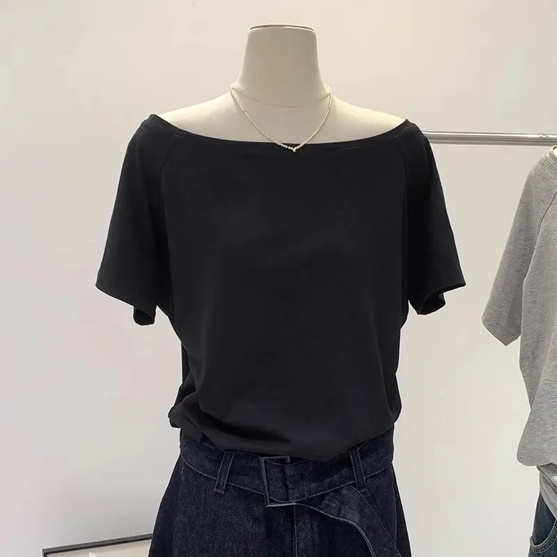 Spicy Girl Style Off-Shoulder Top for Women, Summer 2026 New Niche Design, Exposed Collarbone, Loose Short-Sleeved White T-Shirt