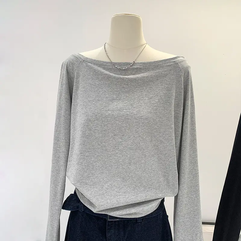 Spicy Girl Style Off-Shoulder Top for Women, Summer 2026 New Niche Design, Exposed Collarbone, Loose Short-Sleeved White T-Shirt