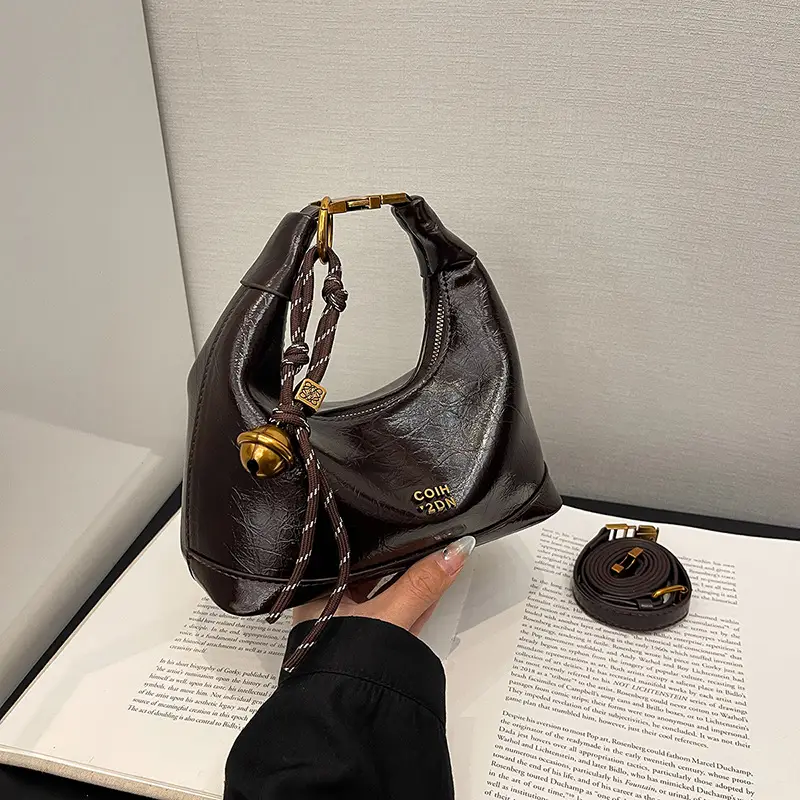 Women's Retro Leather Shoulder Bag 2025 Spring