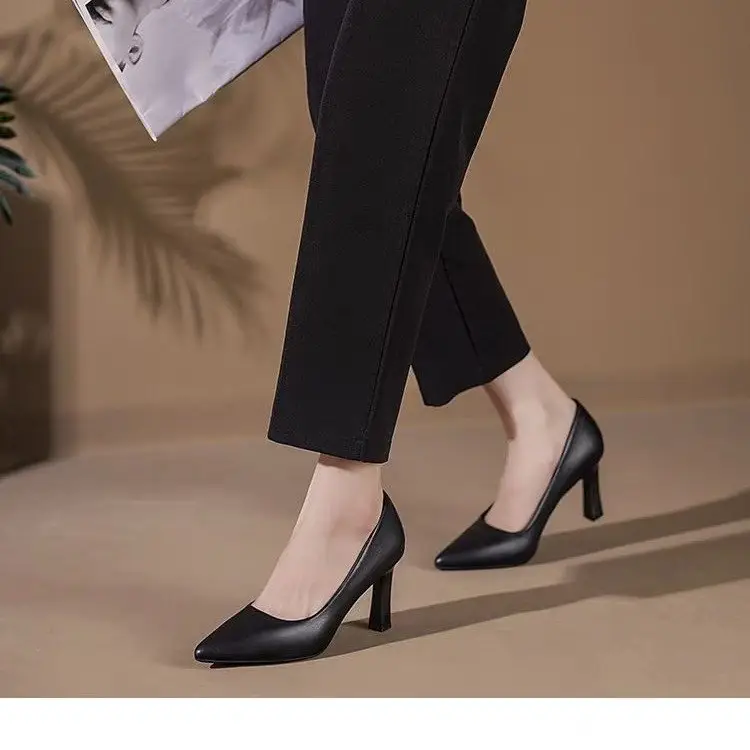 Flight attendants high heels etiquette formal wear commuter professional work shoes interview soft bottom not tired feet black small heel leather shoes women — feature 1