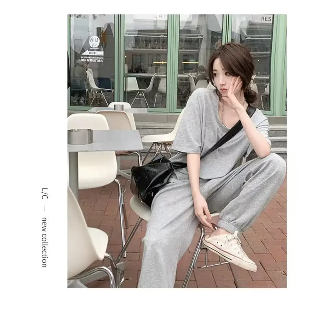 [Factory Outlet] Solid Color Large Neckline Short Sleeve T-Shirt Women's Loose Casual Slimming V-neck Base Shirt Fashion Brand — feature 14
