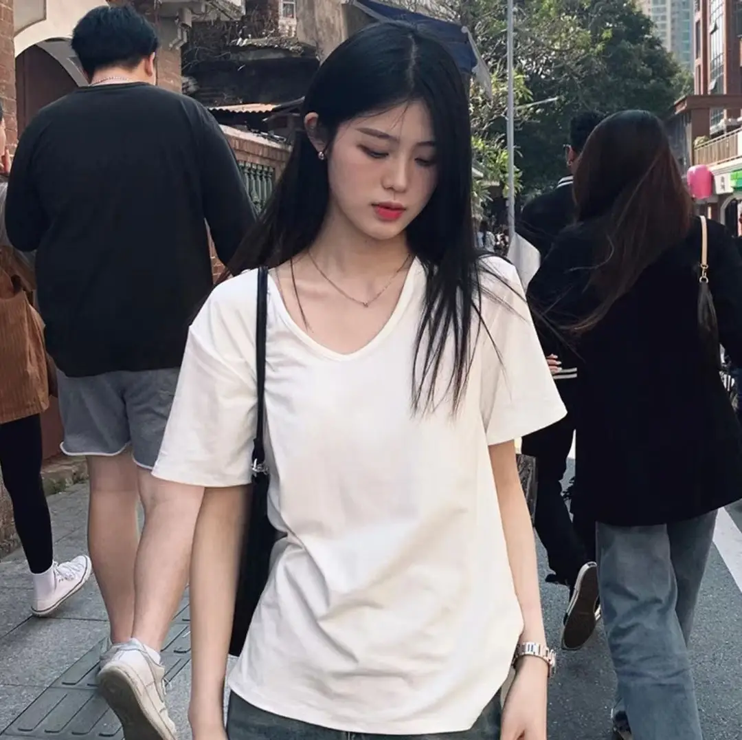 [Factory Outlet] Solid Color Large Neckline Short Sleeve T-Shirt Women's Loose Casual Slimming V-neck Base Shirt Fashion Brand — feature 5