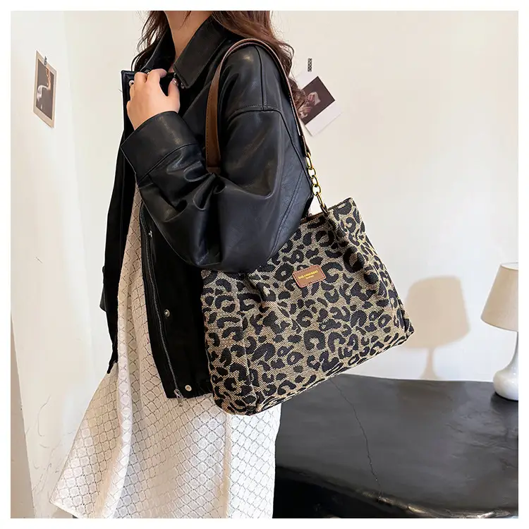 Leopard Print Women's Shoulder Bag Large Capacity — feature 15
