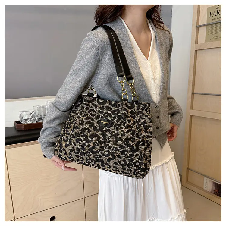 Leopard Print Women's Shoulder Bag Large Capacity — feature 18
